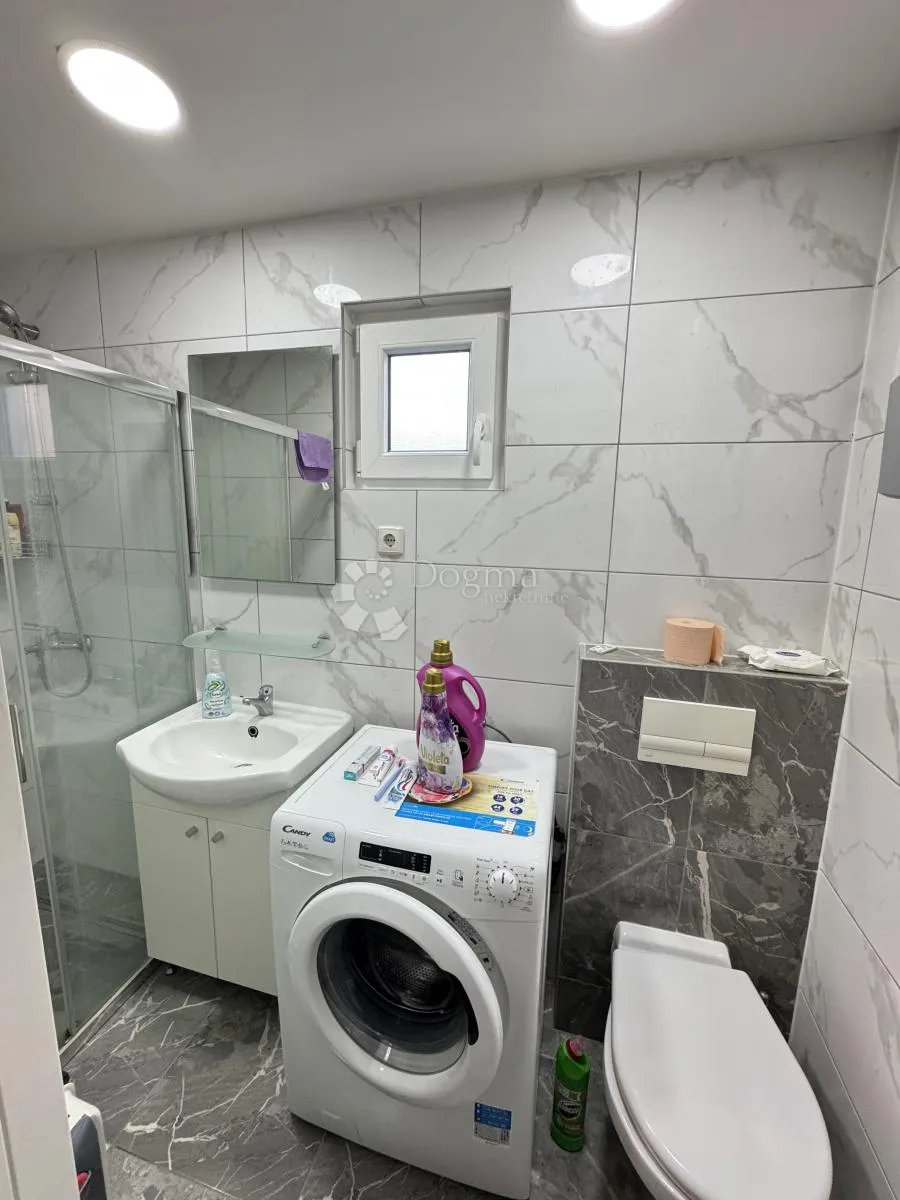 potencijal za gradnju nove kuće - 504 m2 - slika 15