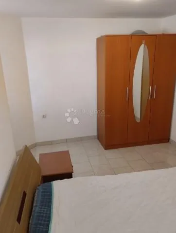 mali stan za radnike ili par - slika 3