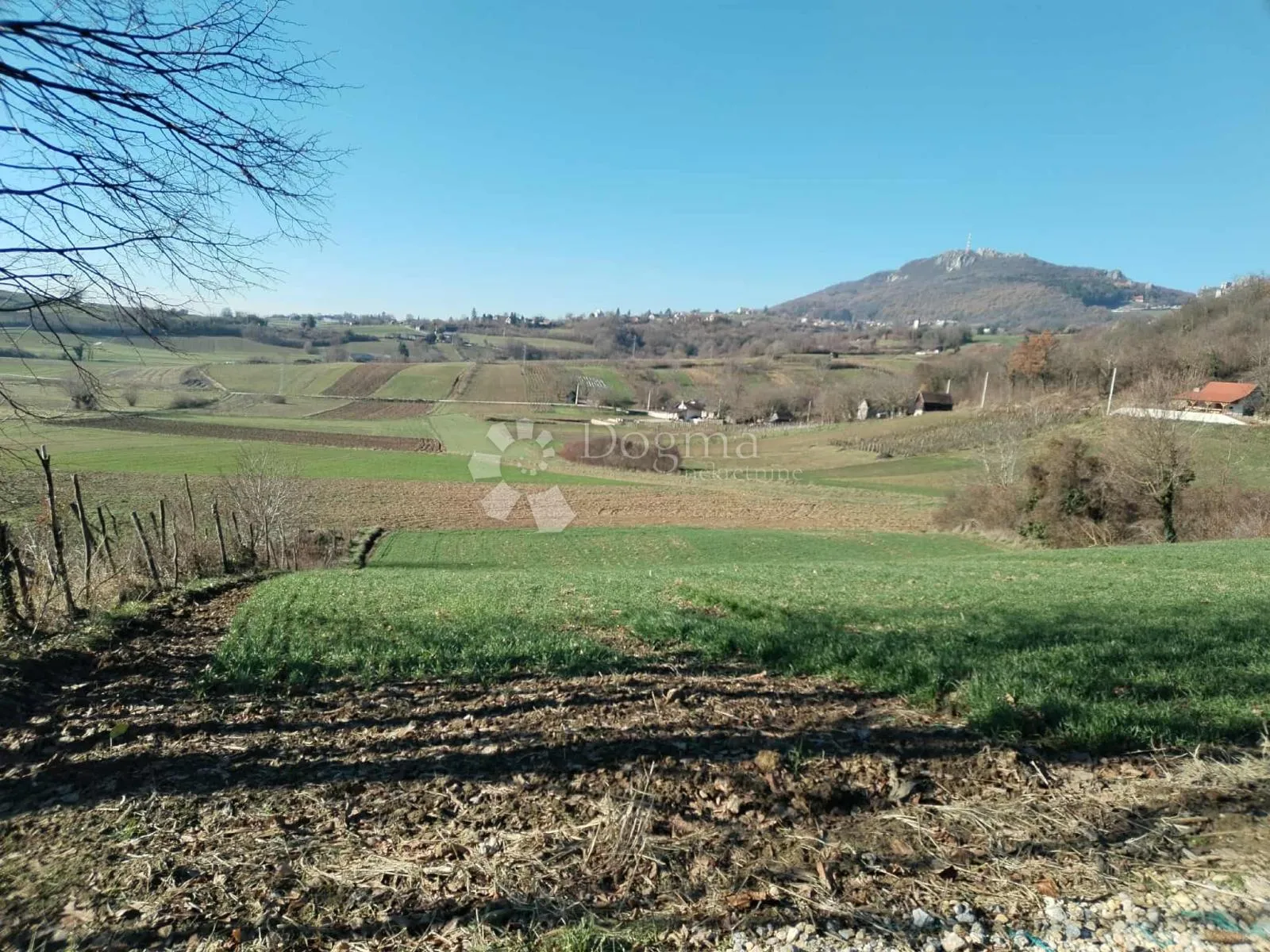 kalnička oaza mira – rustikalna kuća na velikoj parceli - slika 15