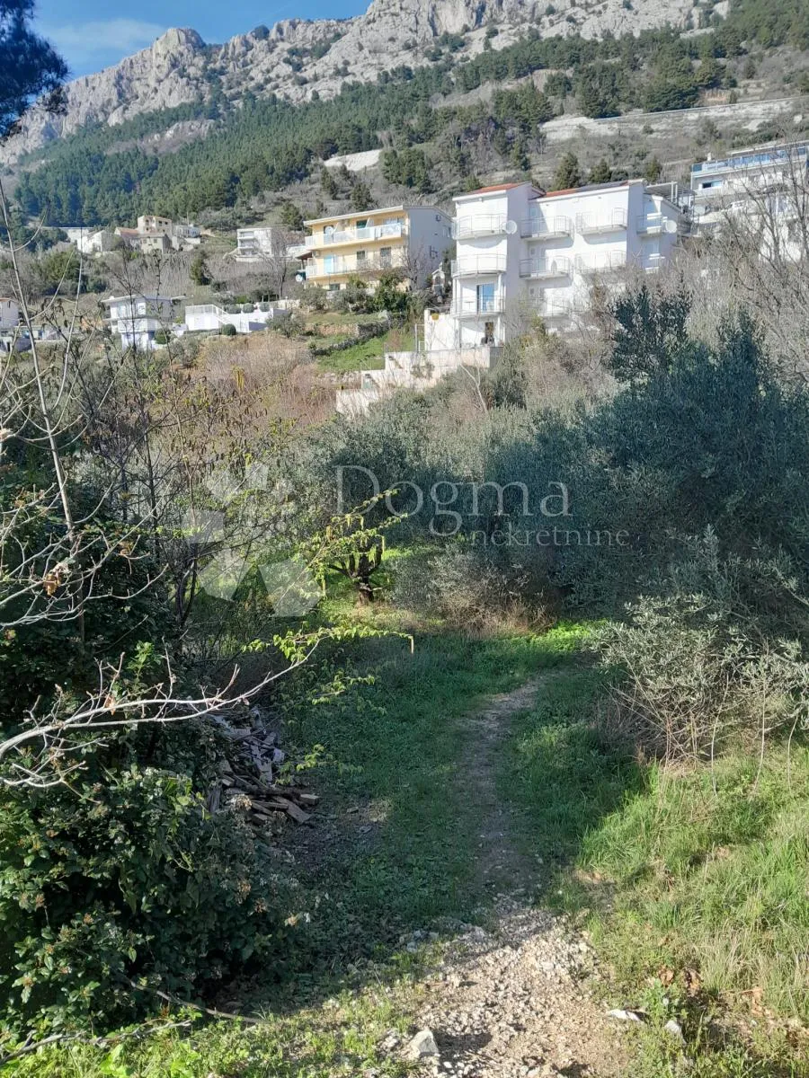 građevinsko zemljište brela 1070m2 - slika 14