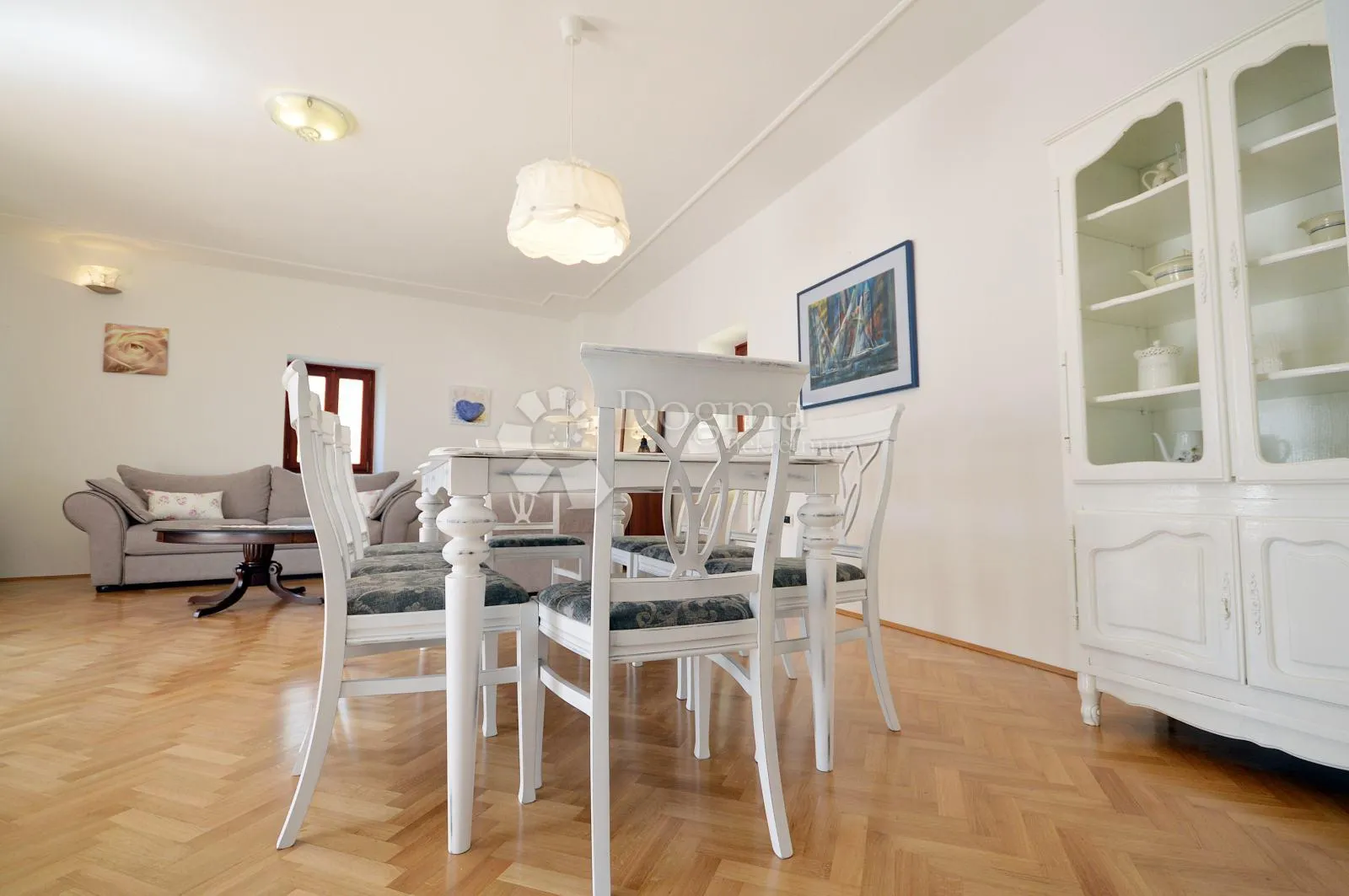 uređeni trosoban stan 128m2 u kamenoj kući - zadar(arbanasi) - slika 11
