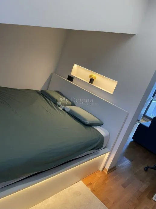smart luksuzni penthouse u srcu samobora - slika 15