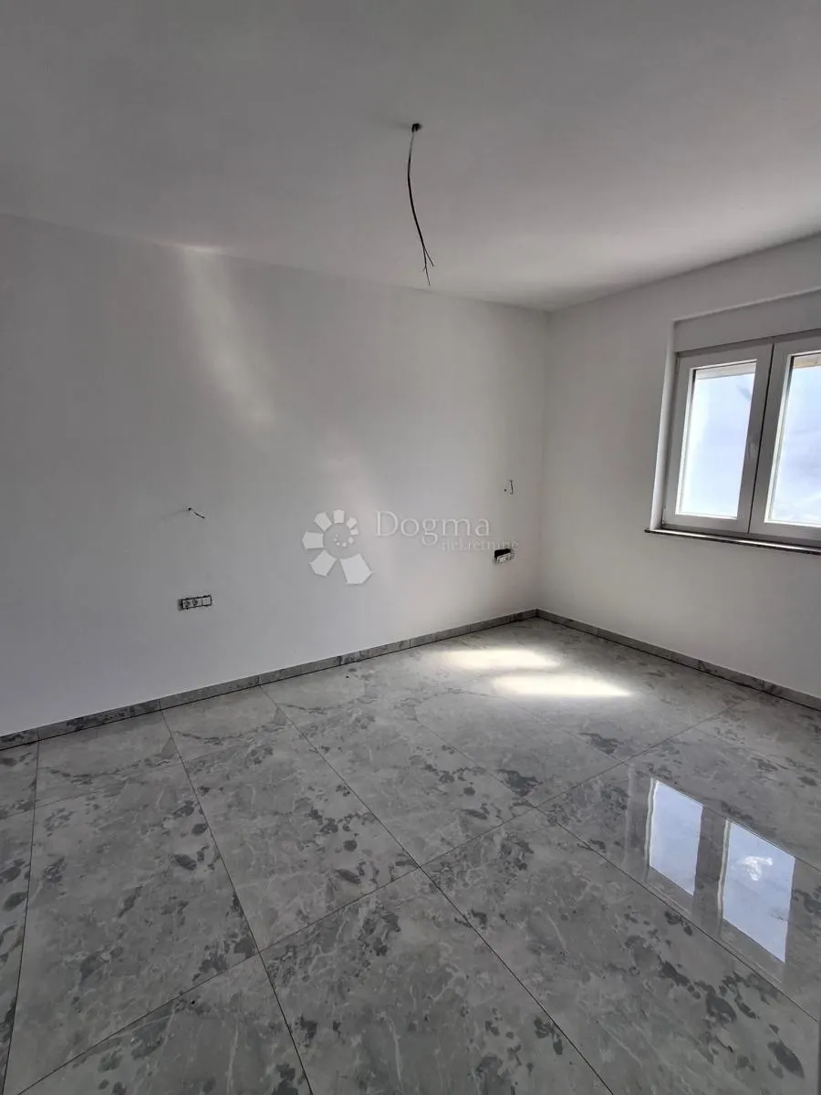 dvosobni apartman u novogradnji na top lokaciji u barbatu - slika 4