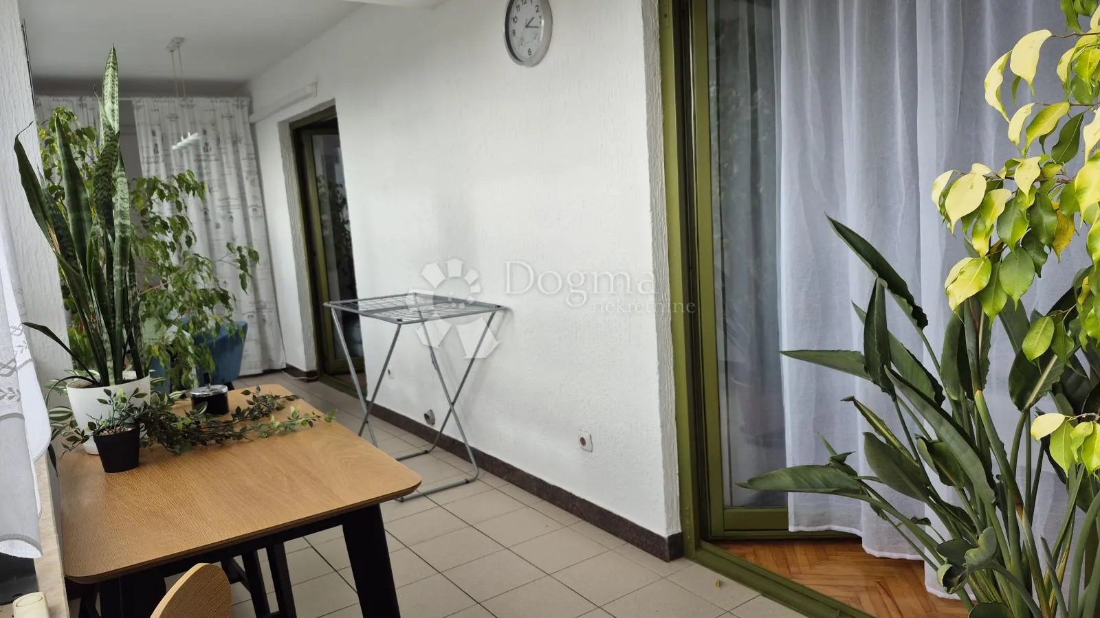 2 stana jedna investicija samo 500 m od mora - slika 51