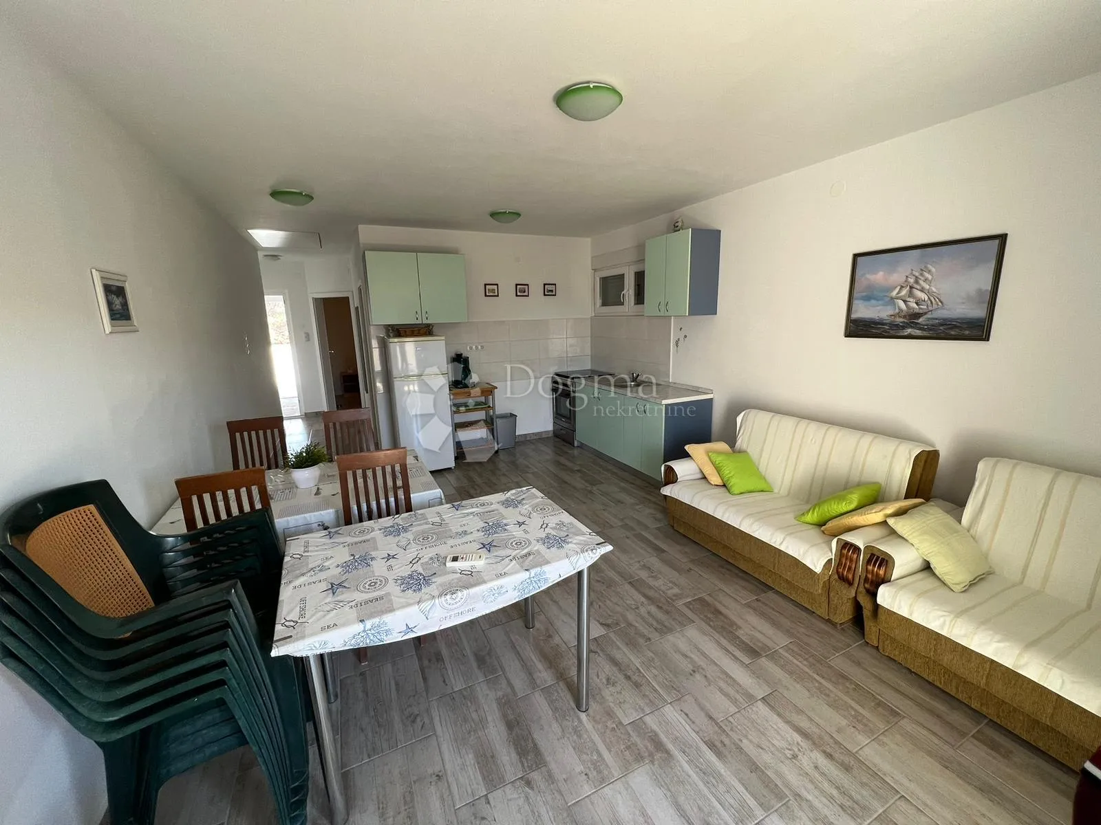 etaža kuće sa dva apartmana,novi vinodolski - slika 6