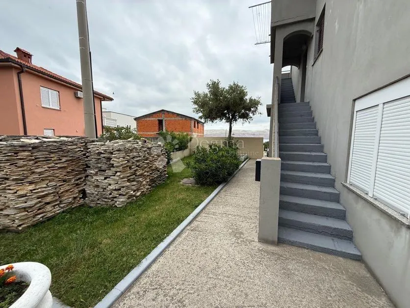 apartman s panoramskim pogledom centar - slika 8