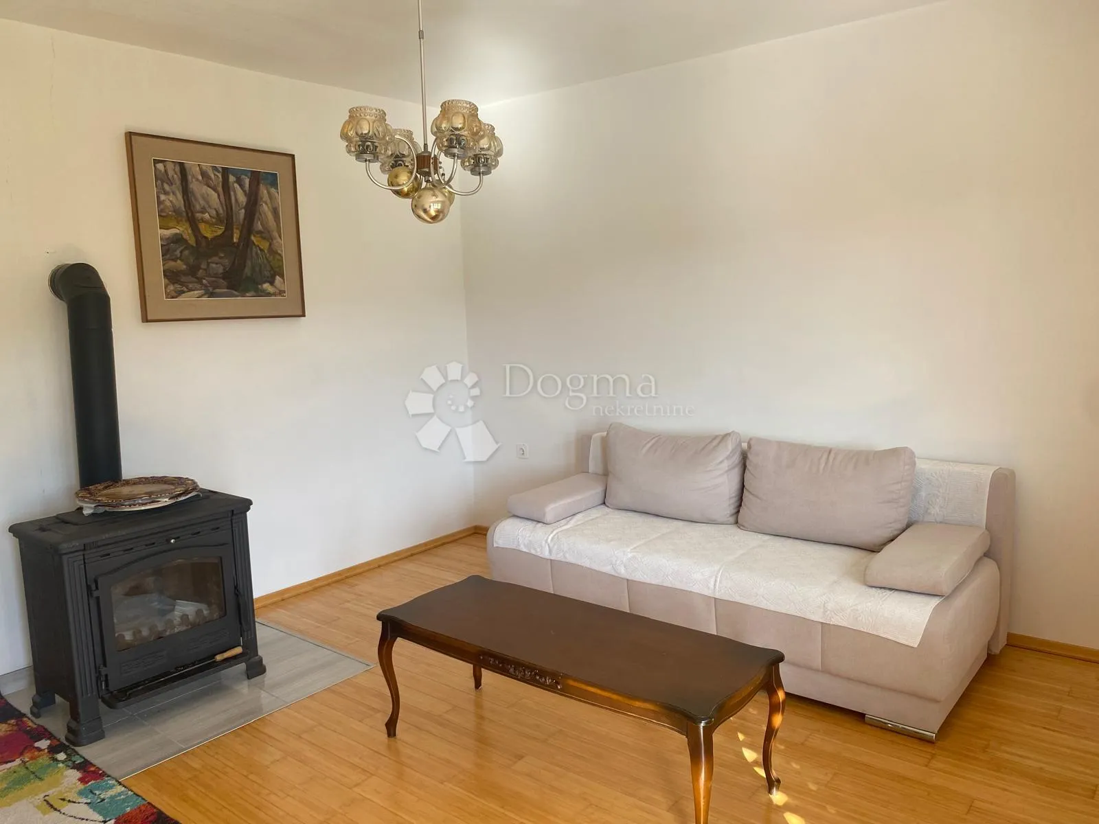 renovirana kuća s panoramskim pogledom na ivančicu - slika 7