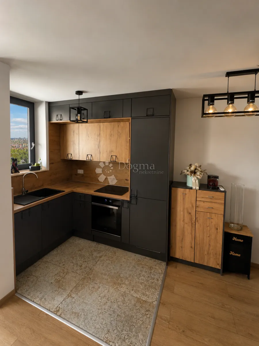 sunčan stan s prekrasnom lođom - 49.10 + 30 m2 - slika 4