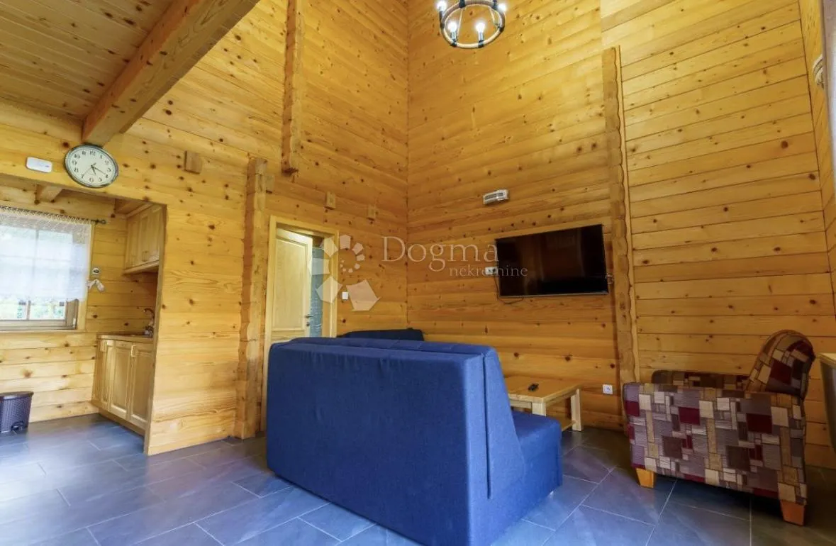 resort u srcu like nadomak plitvica - uhodan posao !!! - slika 44
