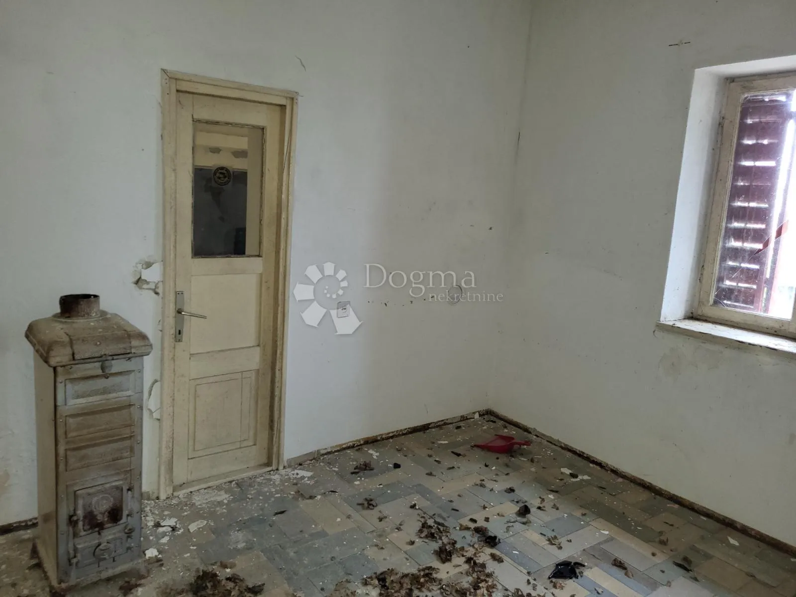 primorska kućica za uređenje sa pogledom na more - slika 10