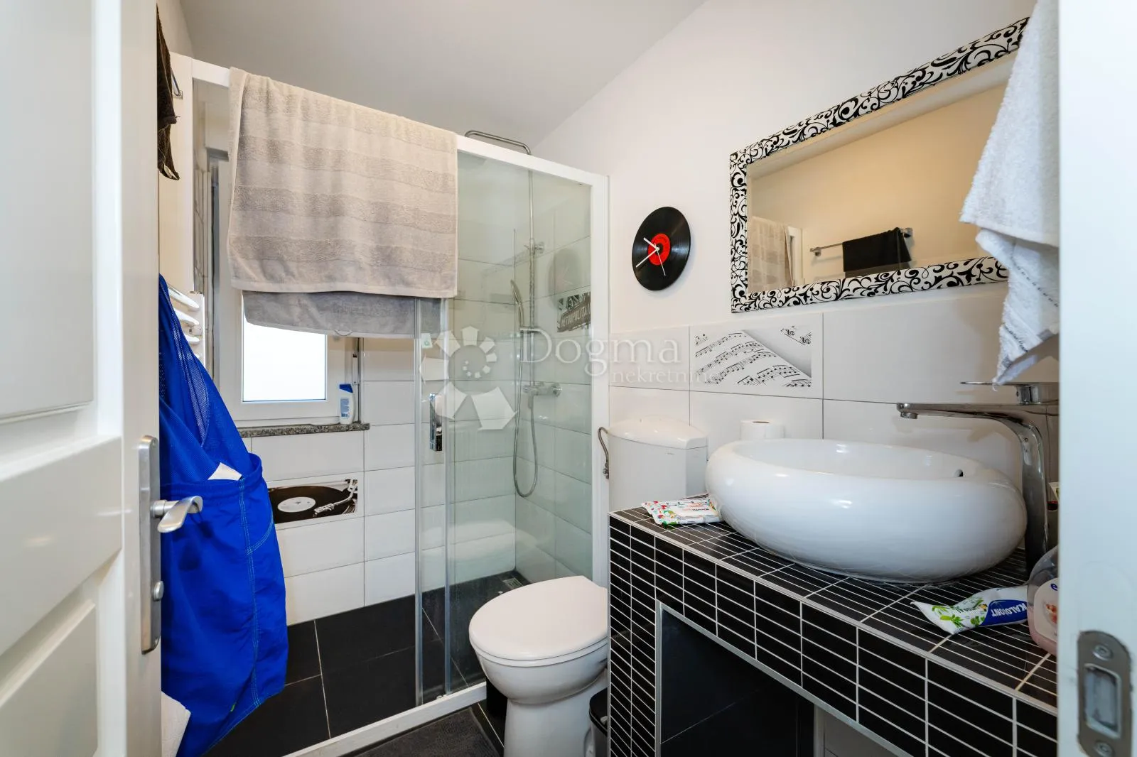 zaton-nin,luksuzna apartmanska kuća uz plažu,3 apartmana,pogled na more - slika 30