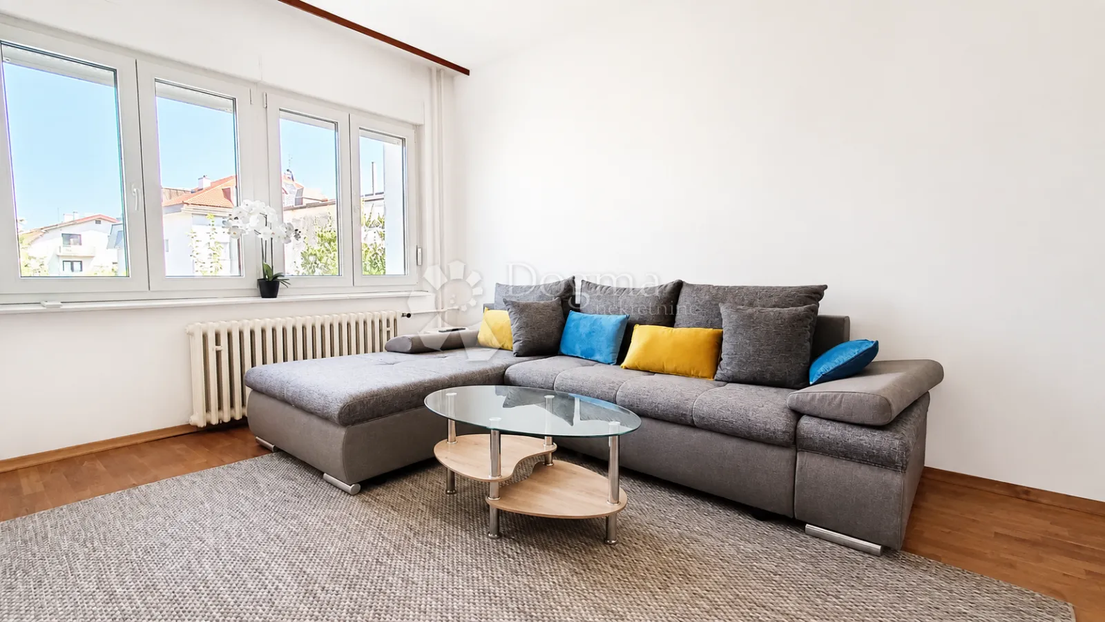 šalata - novonamješten dvosoban stan 64 m² s balkonom - režije uključene u cijenu - slika 2