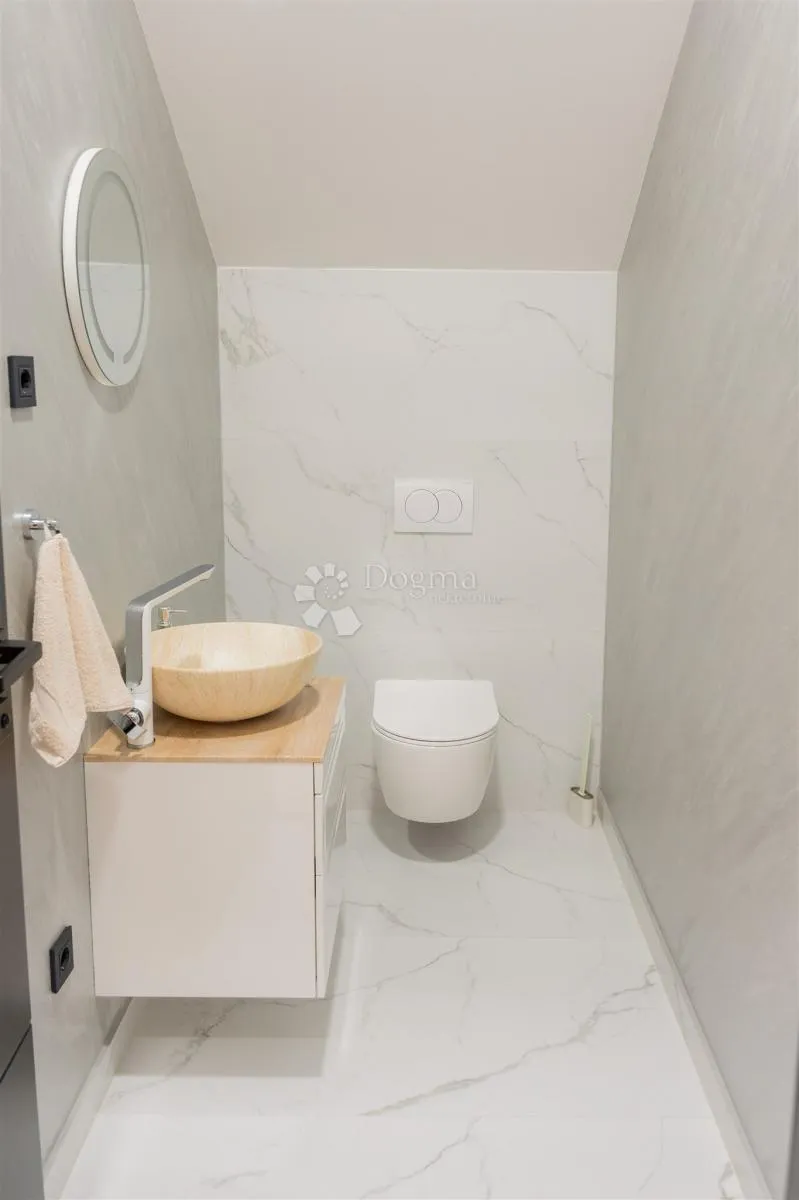 elegantna vila u srcu hrvatskog zagorja za odmor i uživanje - slika 33