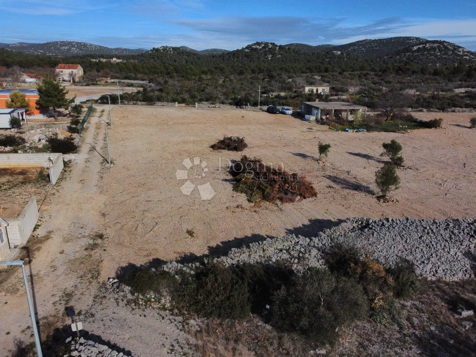 pirovac- građevinsko zemljište 520m2 - slika 6