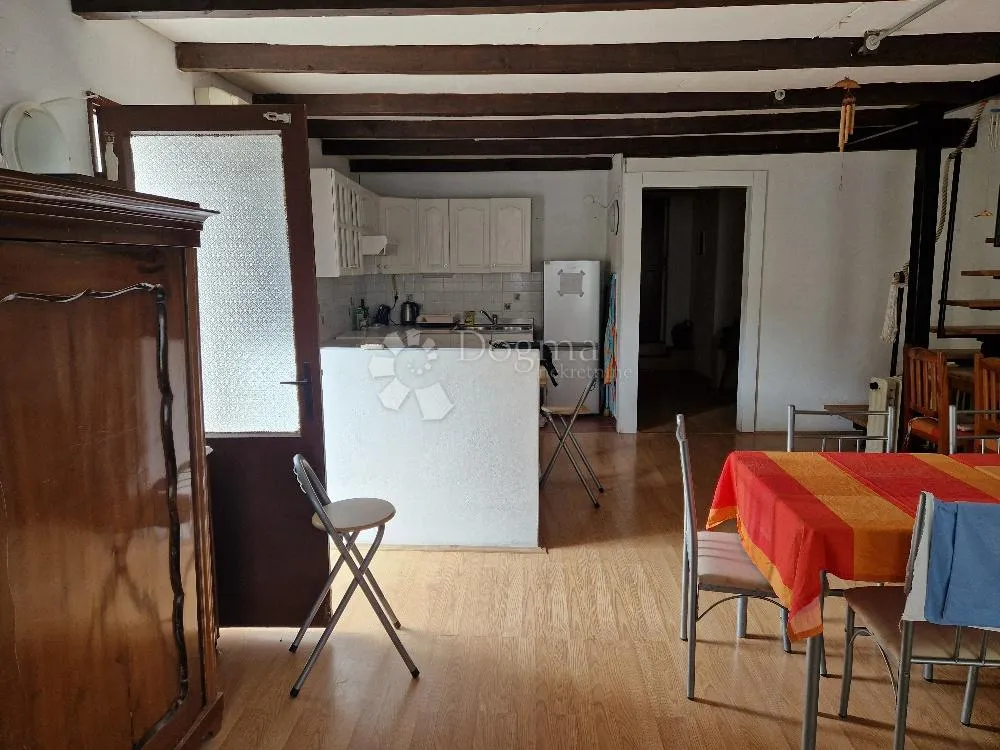 poreč centar dvoetažni stan - slika 3