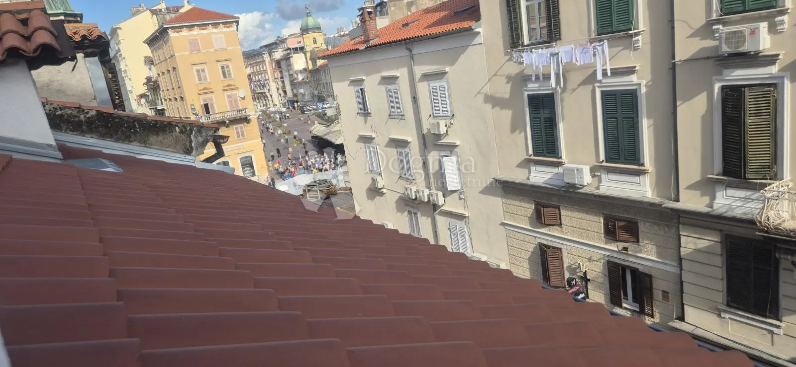 dva apartmana u strogom centru - slika 15