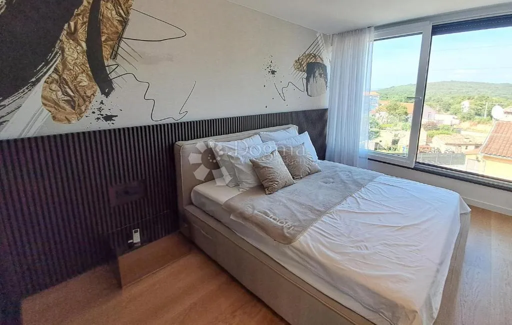moderna villa na rovinjskoj periferiji - slika 9