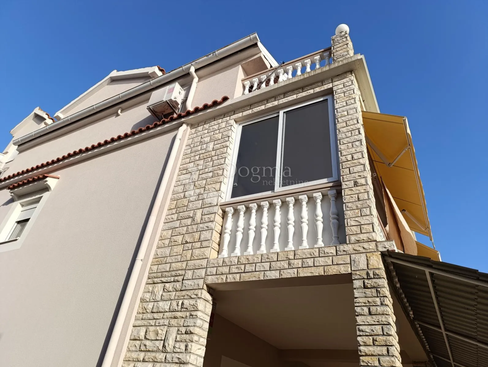 bibinje - apartmanska kuća prvi red do mora - slika 15