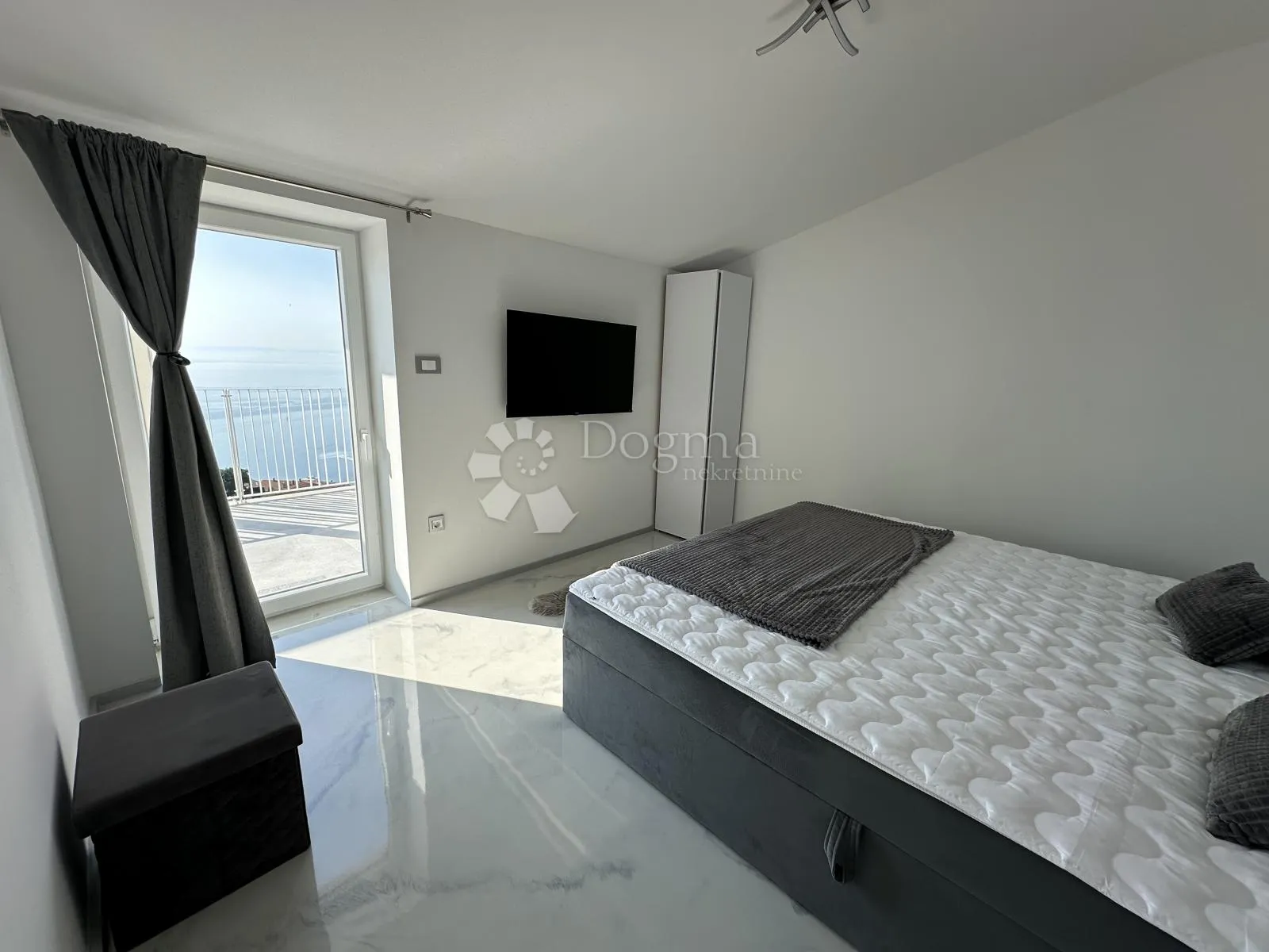 opatija, 85m2, pogled, bazen, parking - slika 7