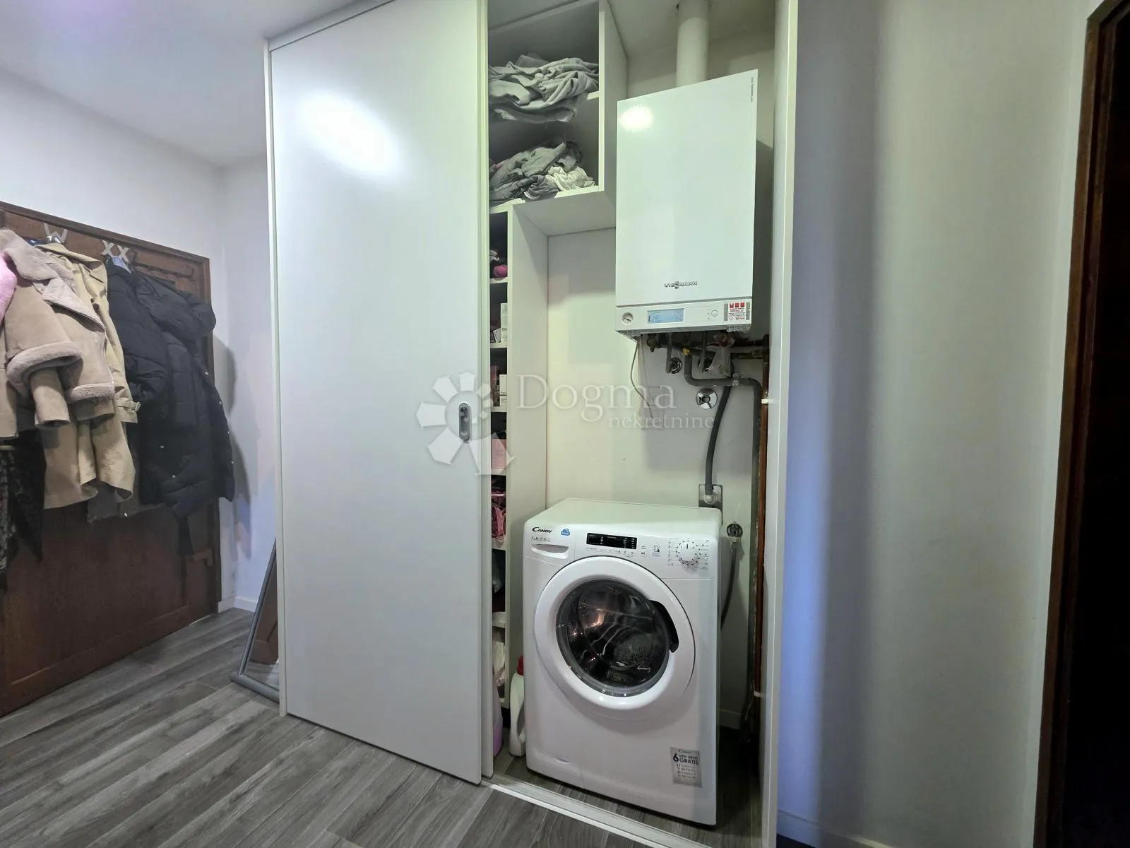 prodaja, kuća, karlovac, 115 m2, novi centar - slika 17