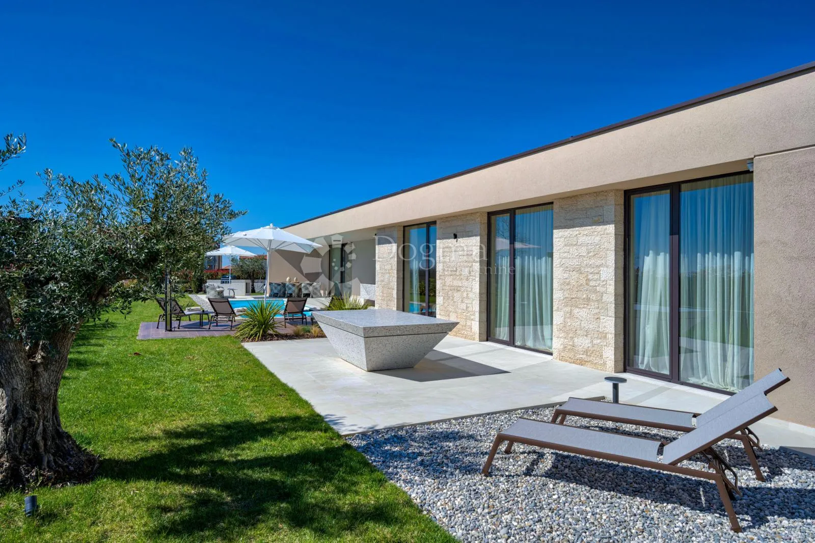 ekskluzivna smart home vila, kompletno opremljena, s otvorenim pogledom - slika 35