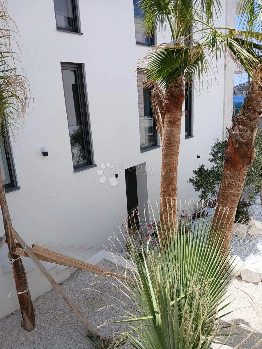 luksuzni apartman uz more b1 - slika 8
