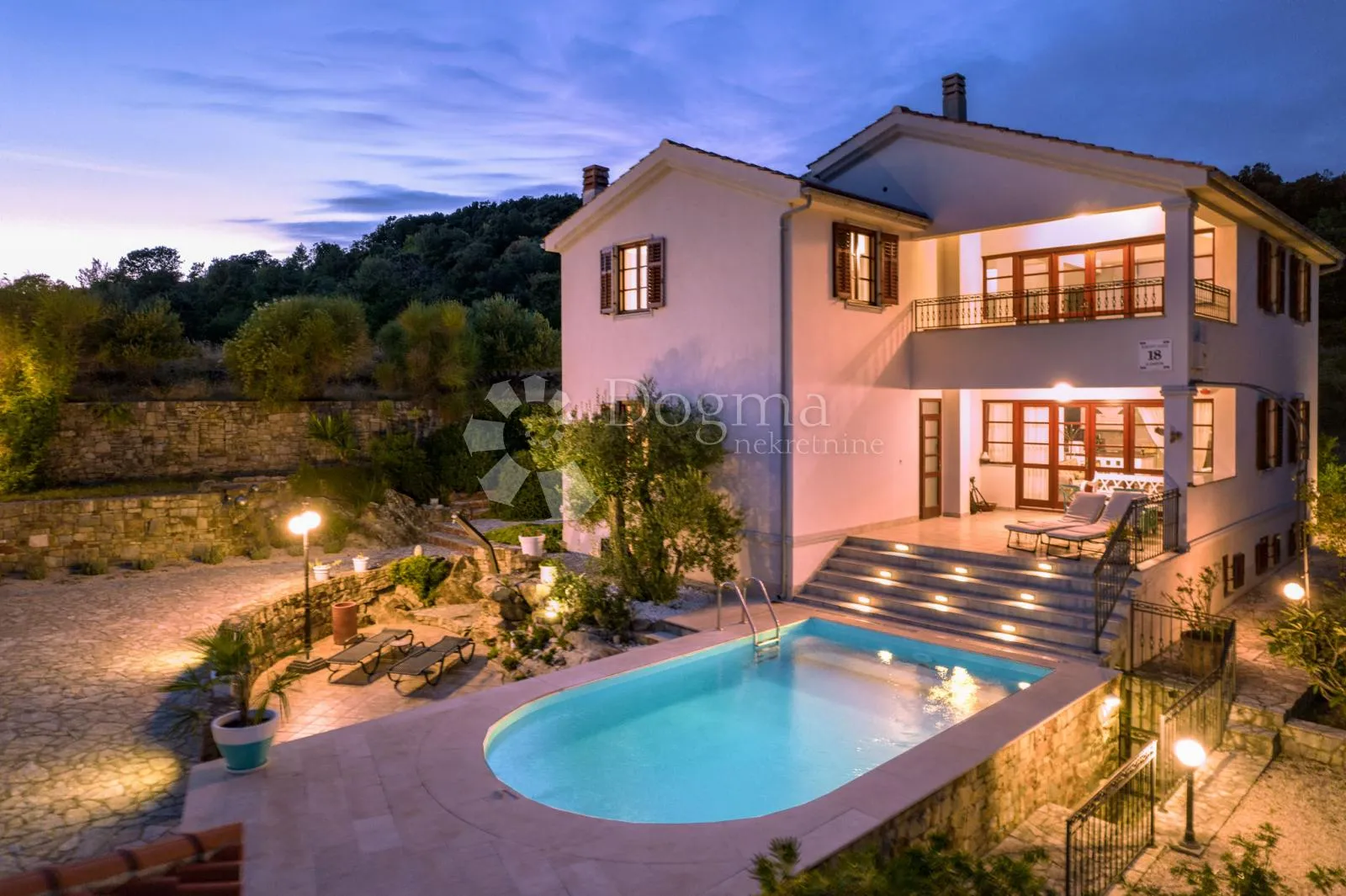 amazing mediterranian villa - slika 1