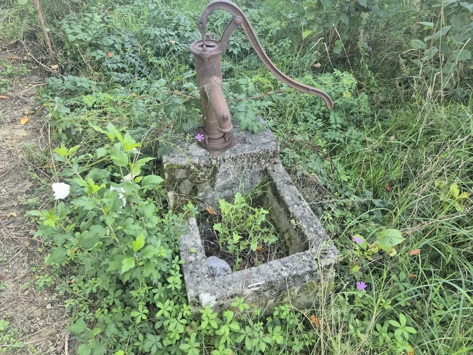 kuća za adaptaciju na odličnoj lokaciji nadomak krapine! - slika 18