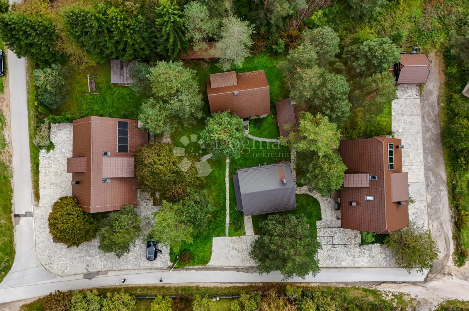 pet jedinstvenih kuća u plitvicama opremljenih za turizam - slika 3