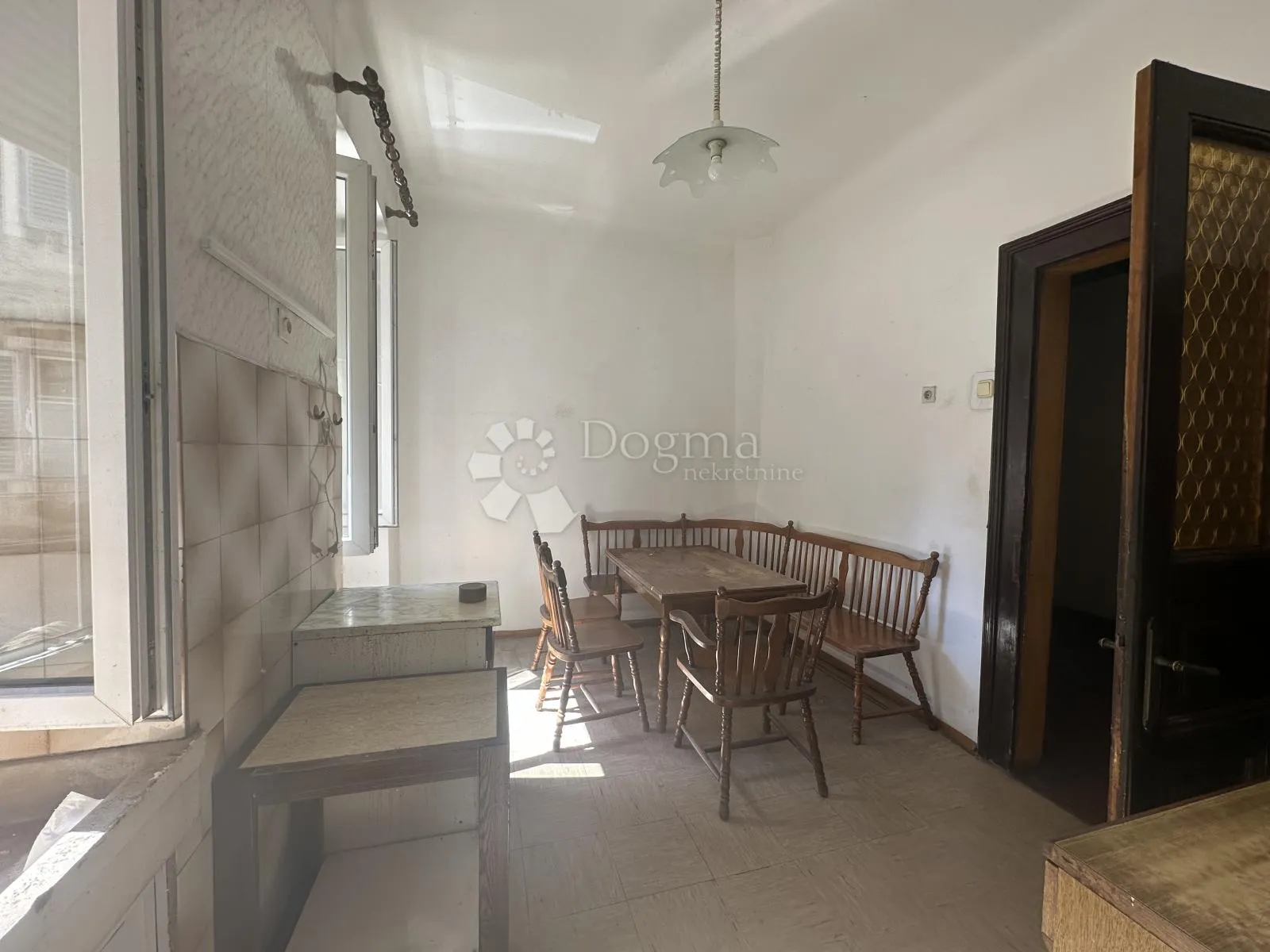 rijeka – centar, prostrani stan 96,16 m² na par koraka od korza - slika 13