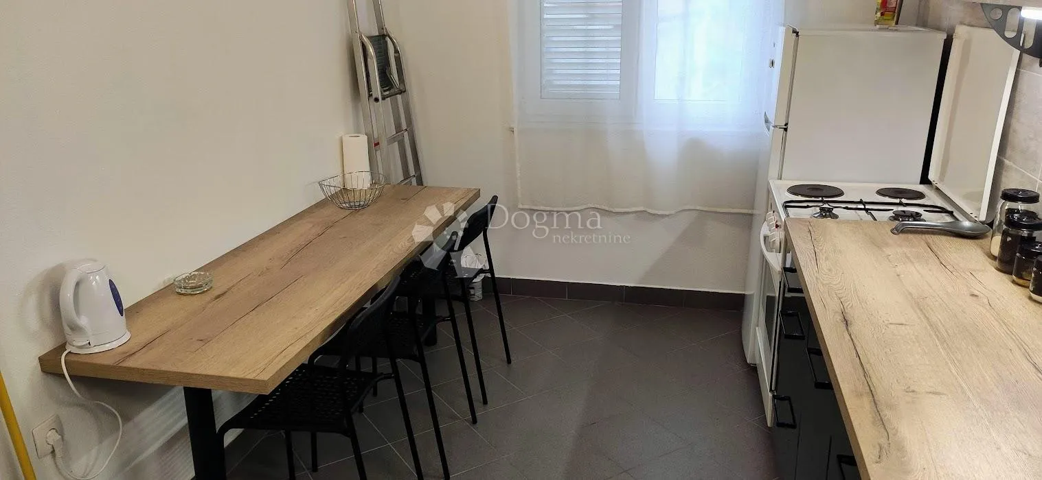 žaborić- predivna apartmanska kuća s pogledom na more - slika 15