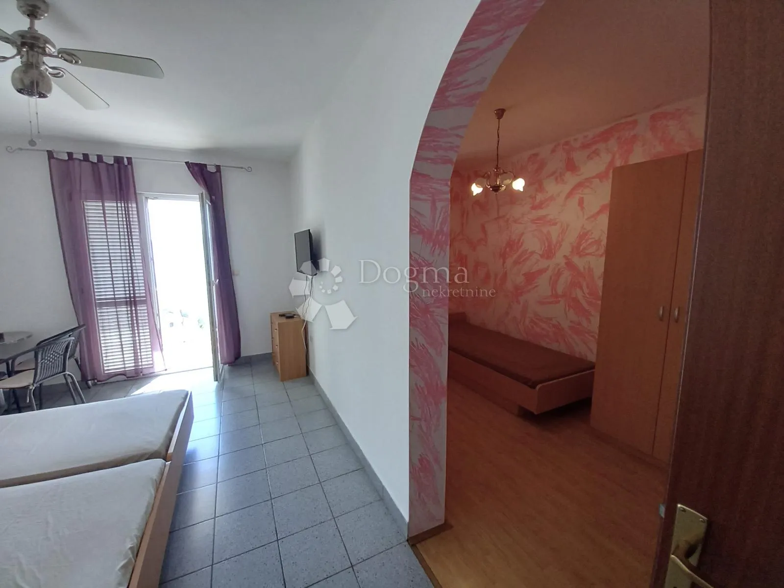 apartmanska kuća 120 metara od plaže - slika 24