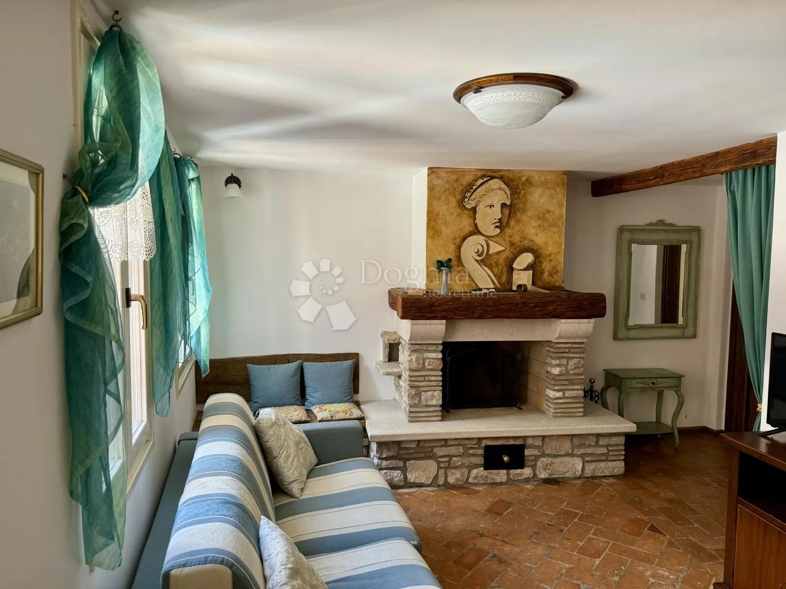 rovinj - kuća sa šest apartmana u srcu starog grada - slika 37