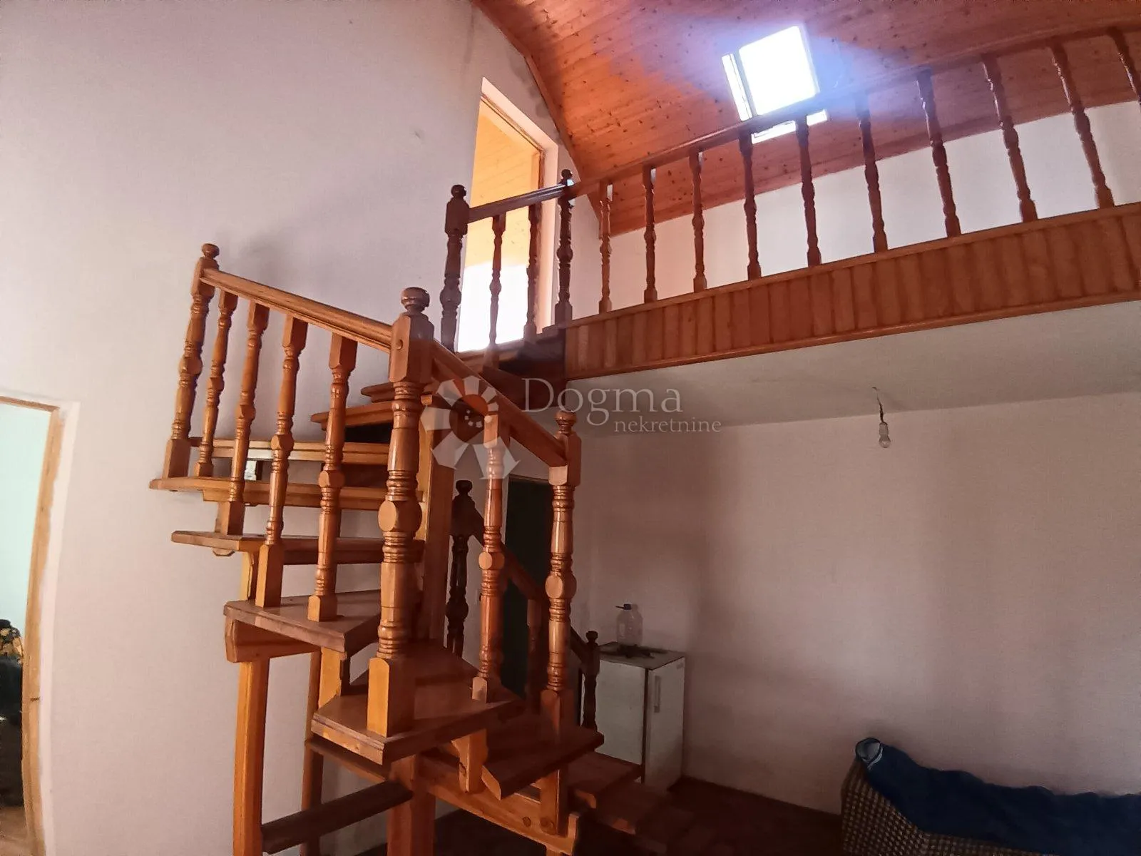 imanje s dva jezera i kućama na 23.755 m²! - slika 8