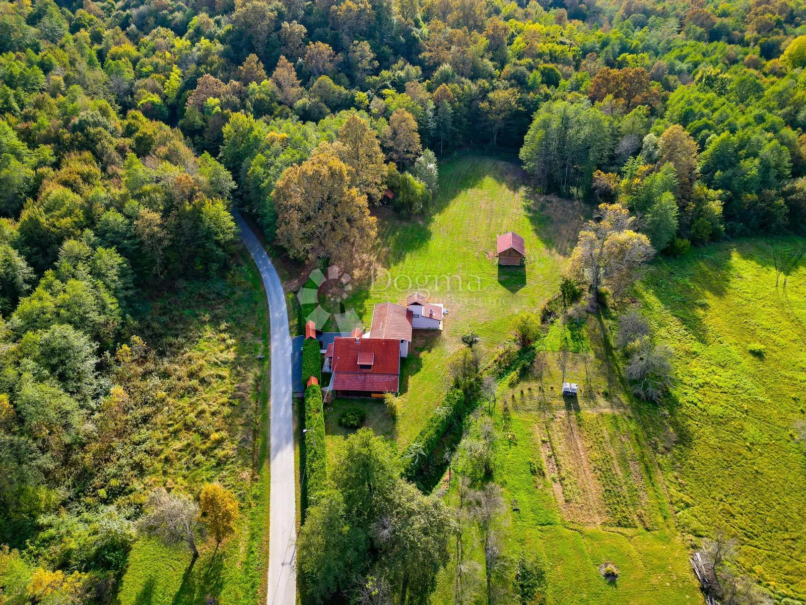 luksuzno novouređeni ranč - slika 1