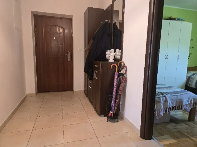 prodaje se 2s+db stan -viškovo(blizina centra) - slika 10