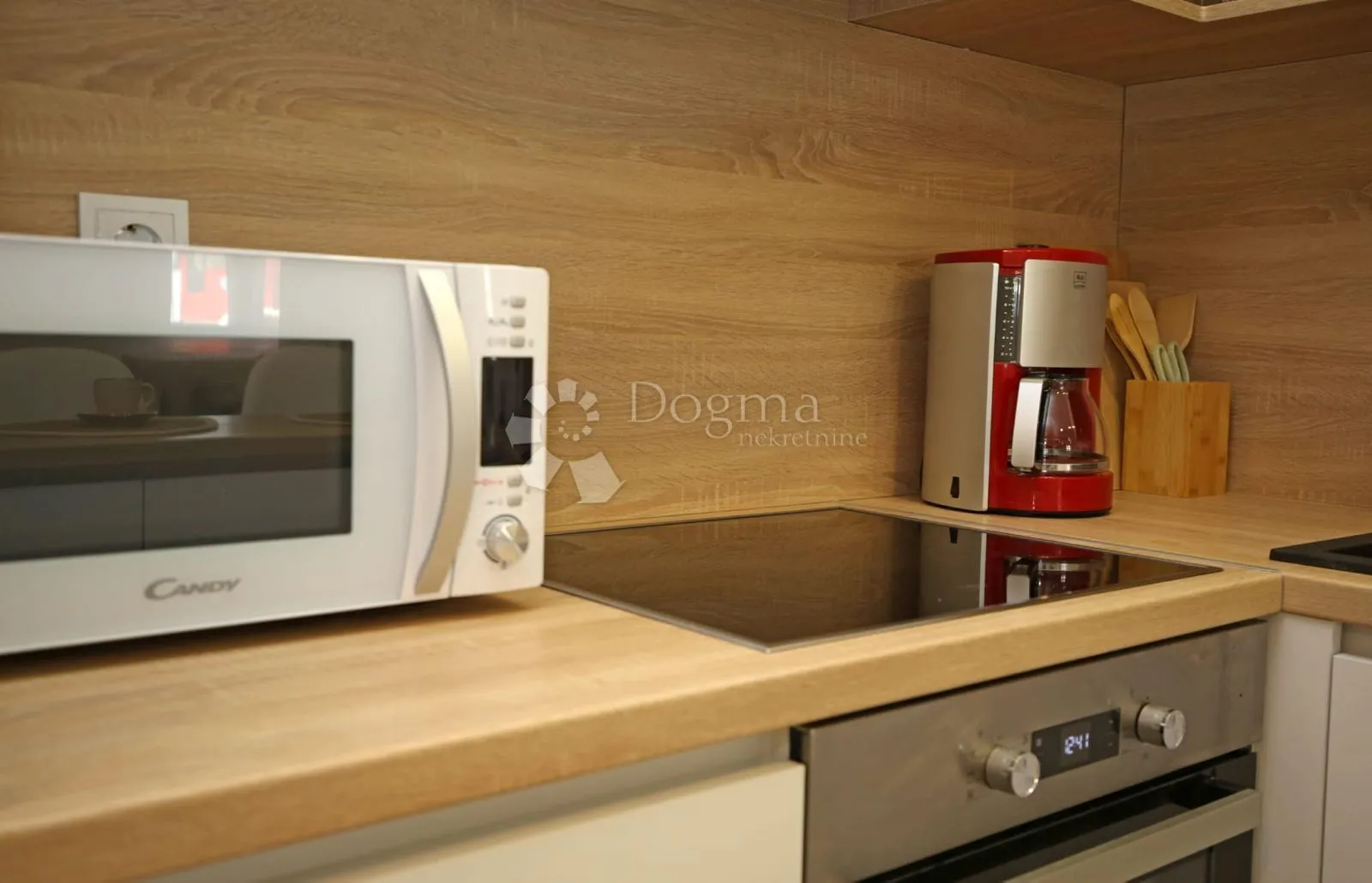 ekskluziv apartman zablaće prvi red do mora luksuz prilika - slika 11