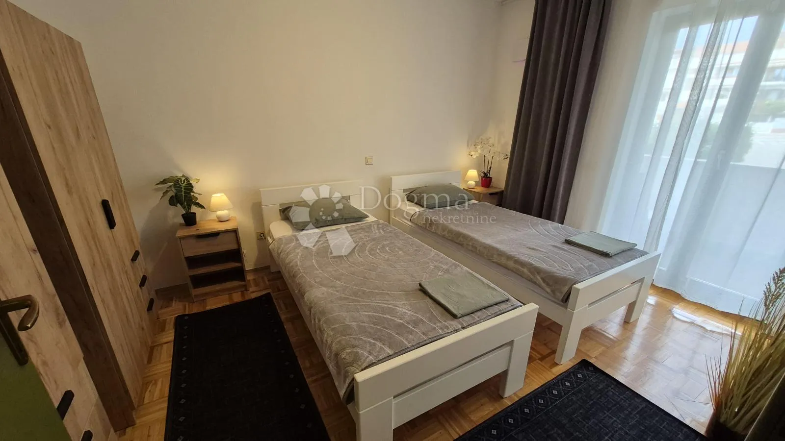 2 stana jedna investicija samo 500 m od mora - slika 32