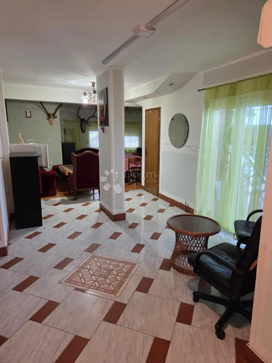 jales breznički samostojeća kuća 400m2 - slika 13