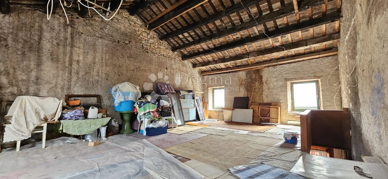kuća sa 4 spavaće sobe - slika 11
