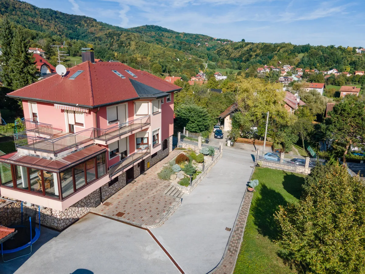 ekskluzivna vila u podnožju medvednice - luksuz i komfor na 550m2 - slika 2