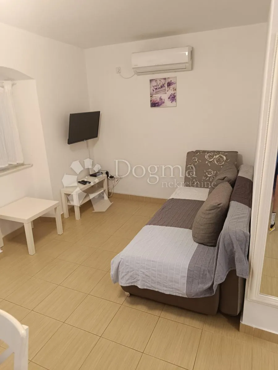 apartman na predivnom otočiću - slika 12