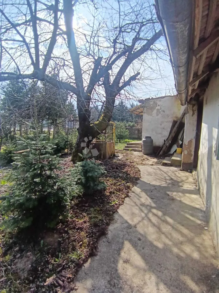 imanje s dva jezera i kućama na 23.755 m²! - slika 28