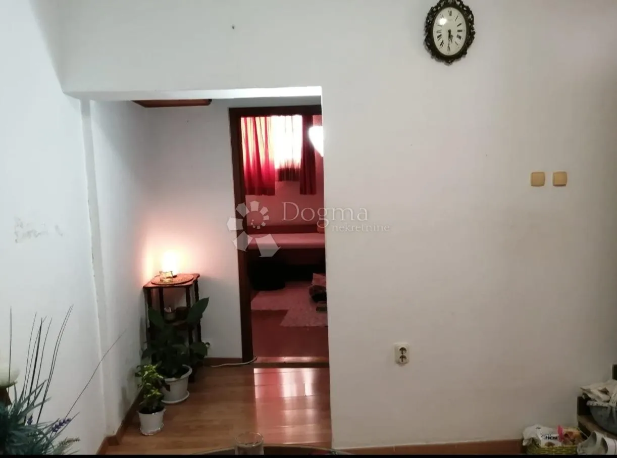 split,varoš - kuća u nizu 48m2 - slika 5
