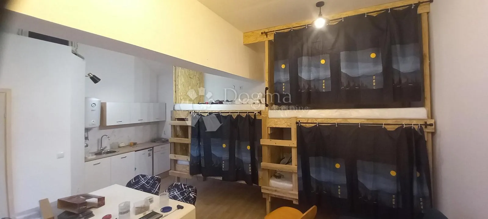 samo u našoj ponudi -kuća sa 4 stana - slika 2