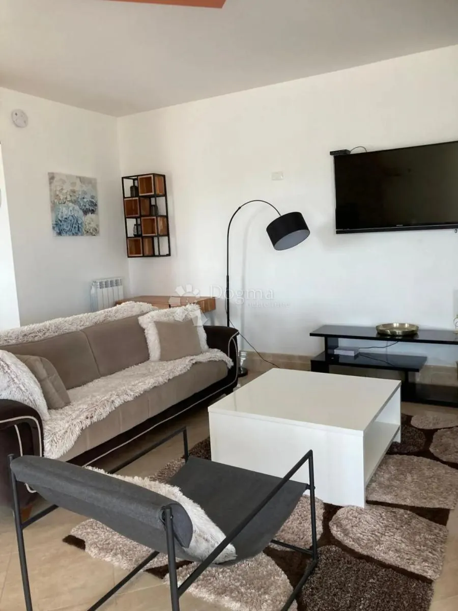 kuća s bazenom, 1000m2 okućnice, panoramski pogled - slika 21