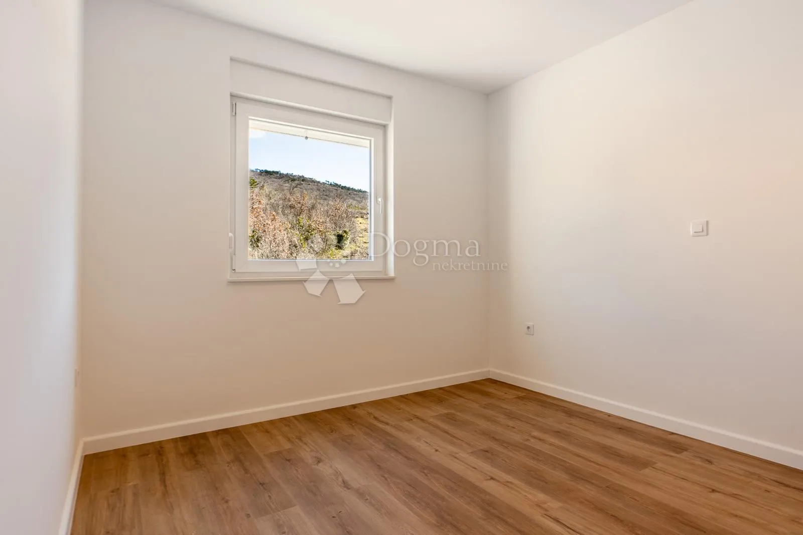 prekrasan apartman sa pogledom na more - slika 11