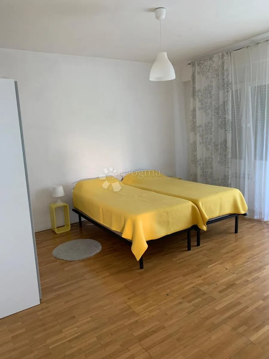 zadar, borik, prostran stan s garažom - slika 10