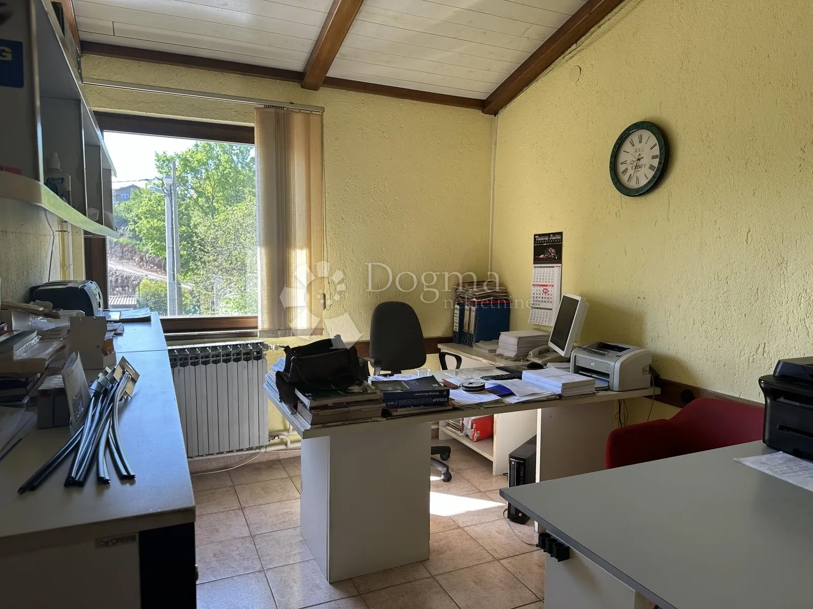 matulji-poslovni prostor 400m2 sa 680 m2okućnice - slika 2