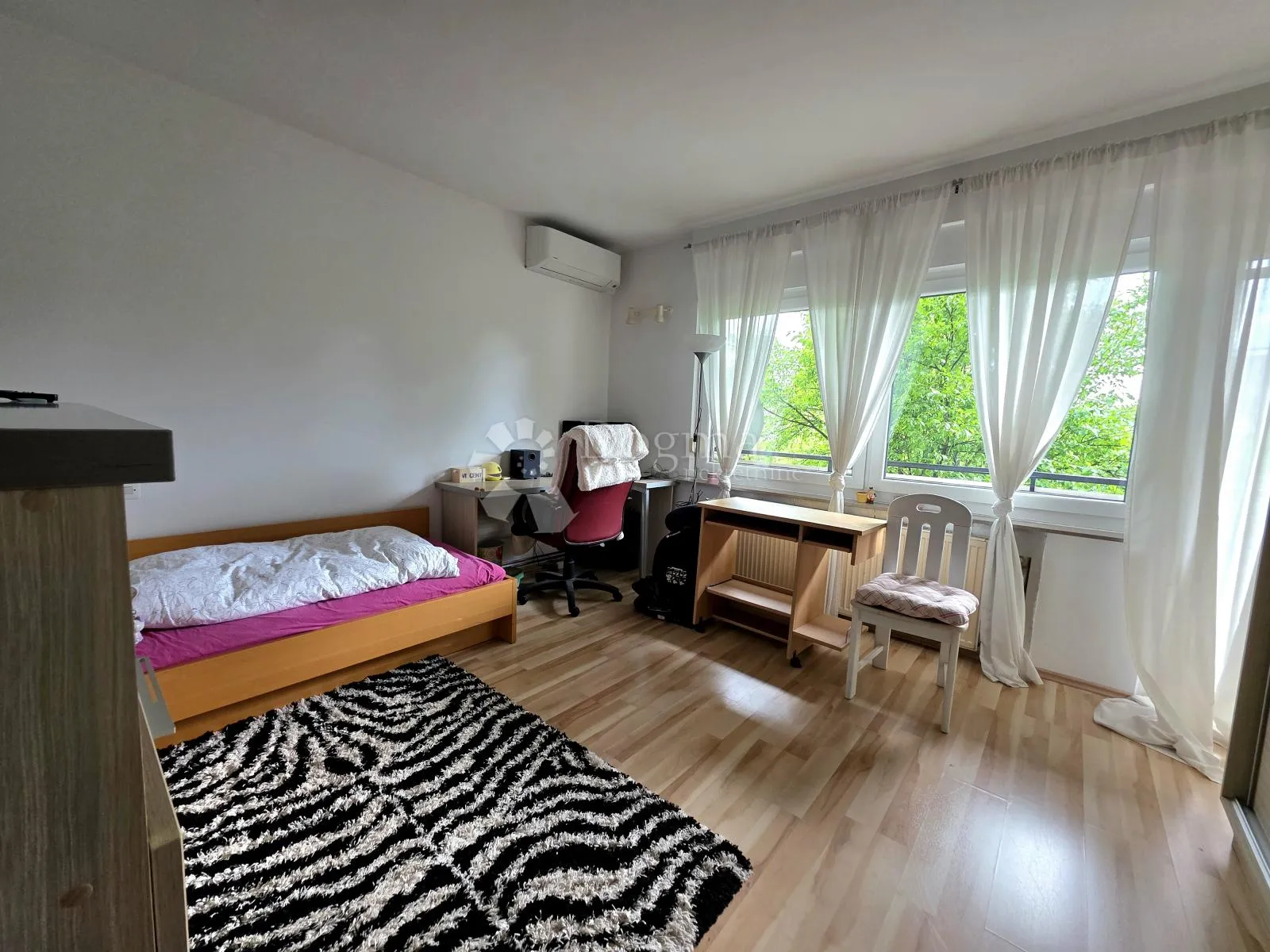prodaja, kuća, karlovac, nkp 304m², švarča - slika 9